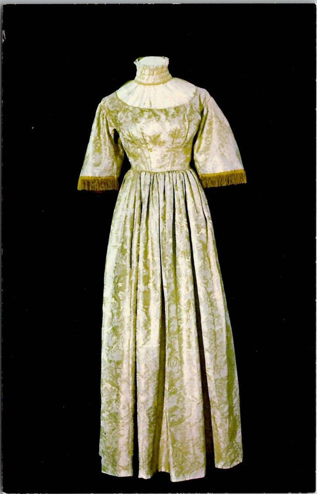 Postcard Wedding Dress Worn by Lucy Webb Wife of Rutherford B Hayes in 1852 UNP