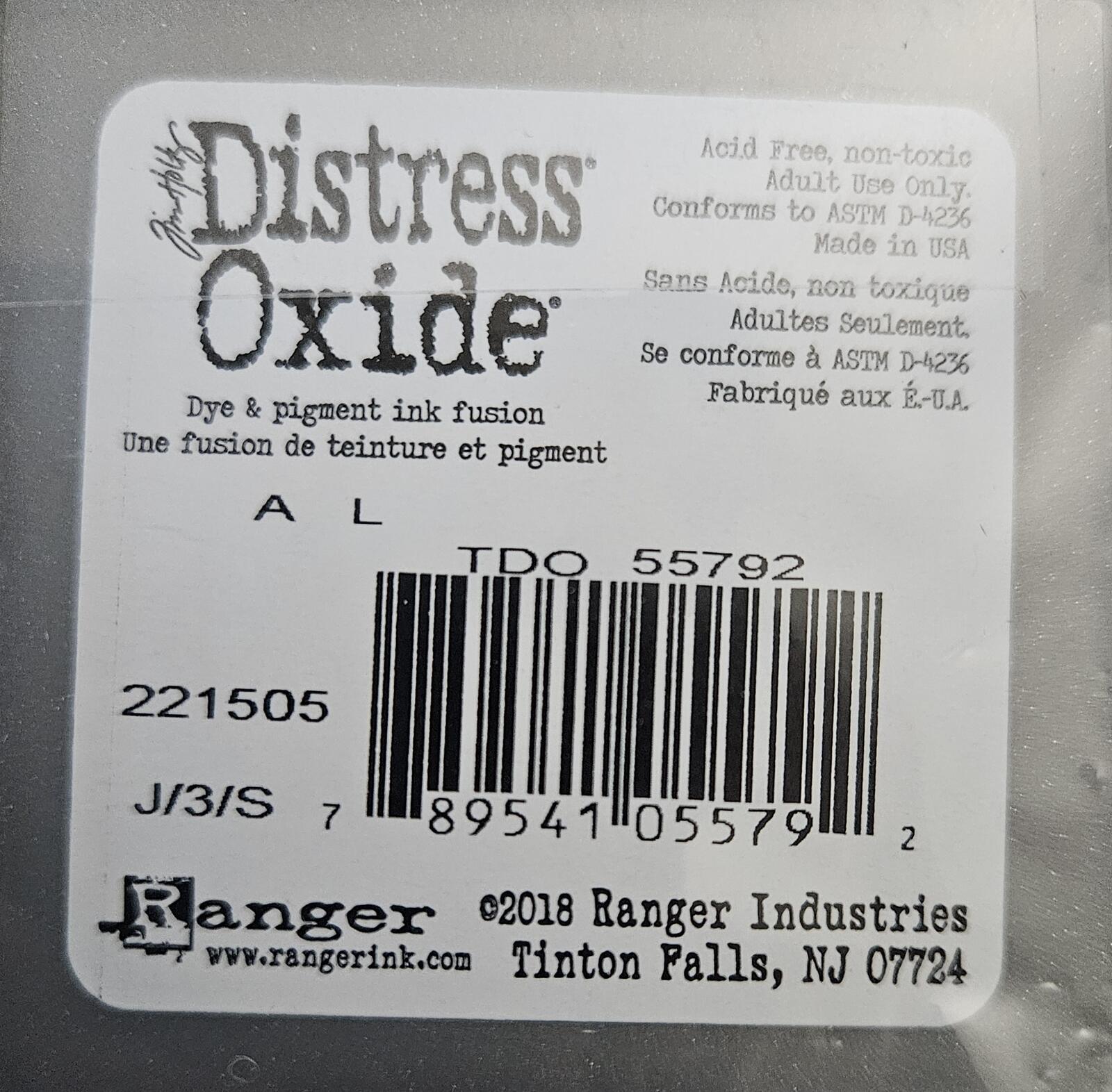 TDO-55792 Tim Holtz Distress Oxides Ink Pad Antique Linen 3" x 3"
