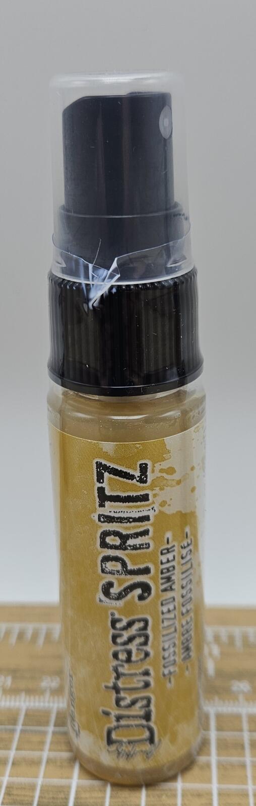 Fossilized Amber - Tim Holtz Ranger Distress Spritz Spray Bottle 1 fl oz (29ml)