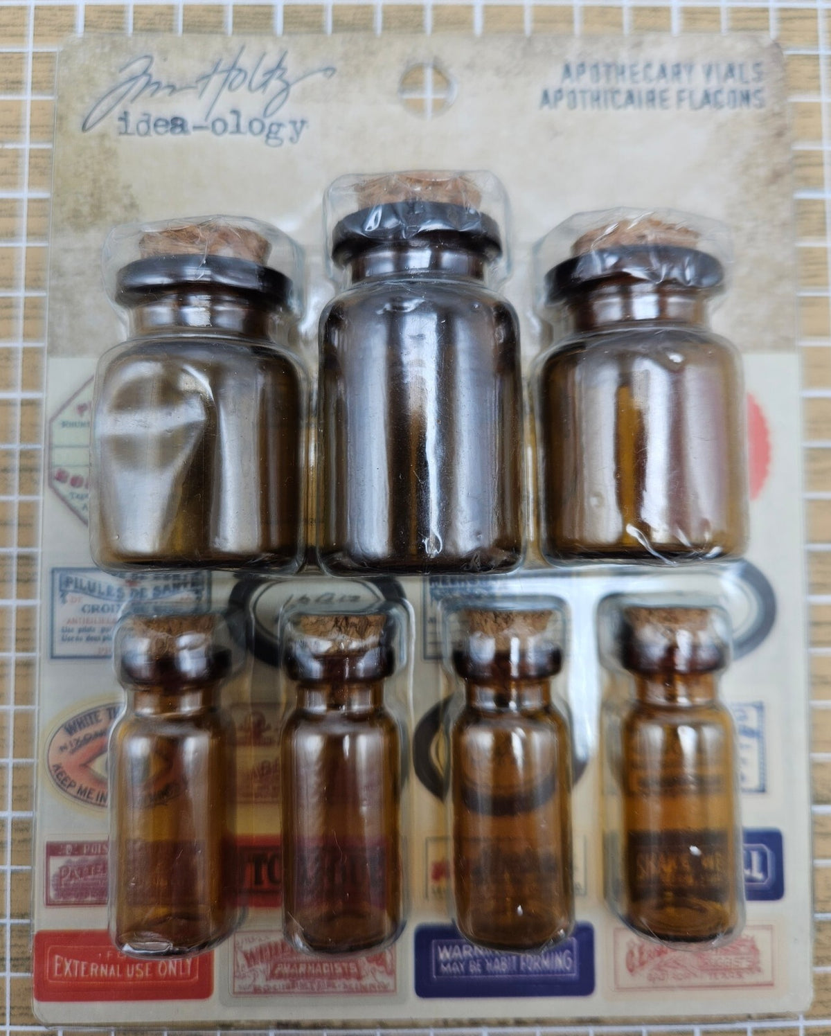 TH93302 Tim Holtz Idea-Ology Corked Glass Vials Apothecary Amber Vintage Labels
