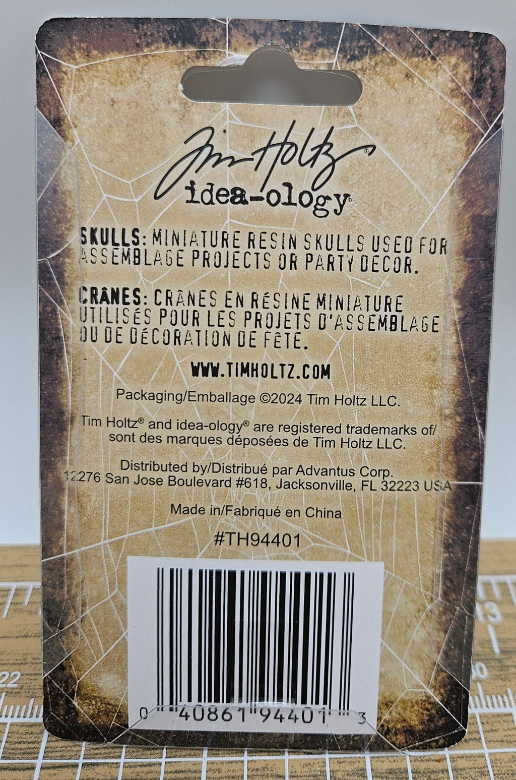TH94401 Tim Holtz Idea-ology Skulls Miniature Resin Craft Embellishments 10 Pcs