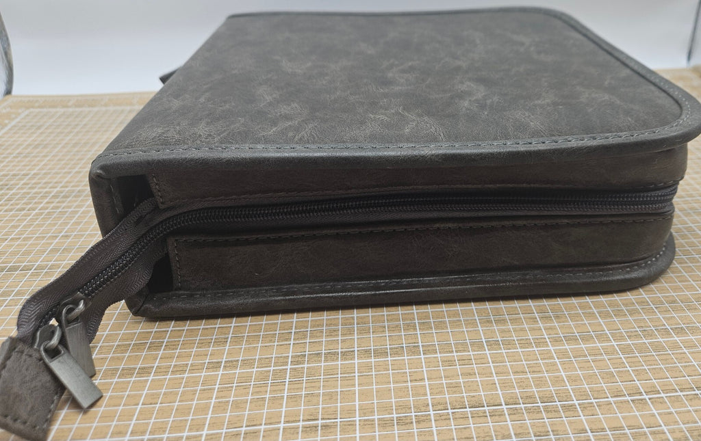 Tim Holtz Idea-ology Stamp Storage Binder  Faux Leather CH93822 9.75 x 10 x 3 In